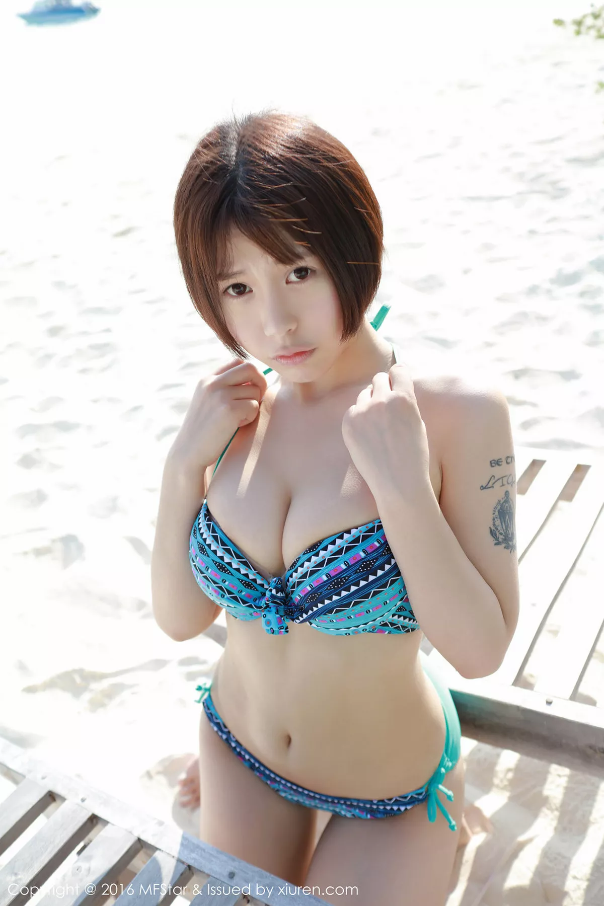 Evelyn艾莉写真